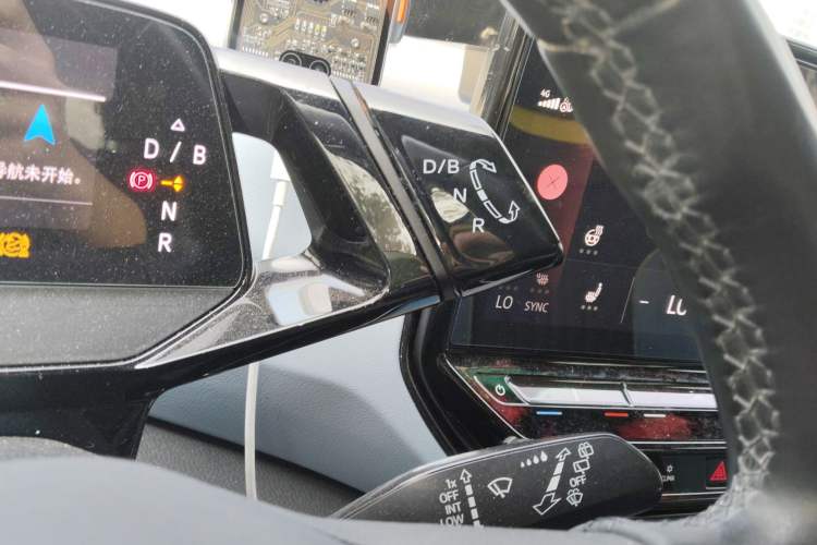 Used Volkswagen ID.4 X 2023 Ultra-Intelligent Long-Range Version