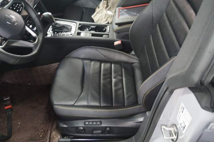 Used Volkswagen FAW-Volkswagen CC 2024 380TSI Striking Edition
