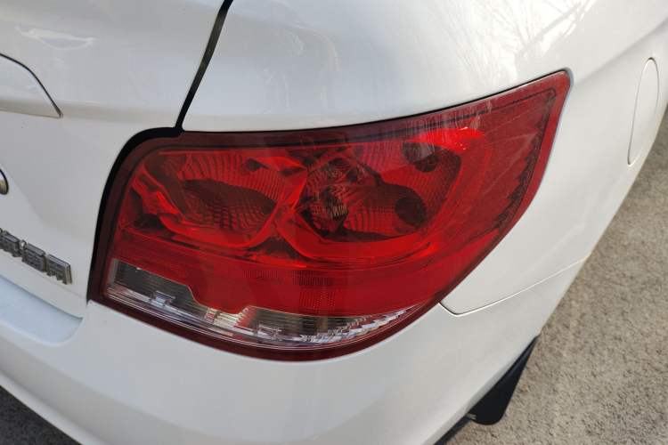 Used Chevrolet Sail 2015 Sail 3 1.5L Manual with Ideal Sunroof Edition