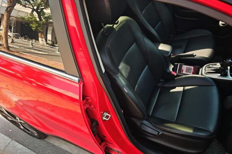 Used Kia KX3 2015 1.6L Automatic Two-Wheel Drive DLX
