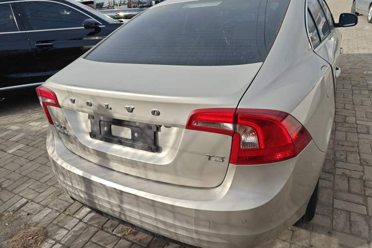 Used Volvo S60 2018 S60L T3 Smart Upgrade Edition