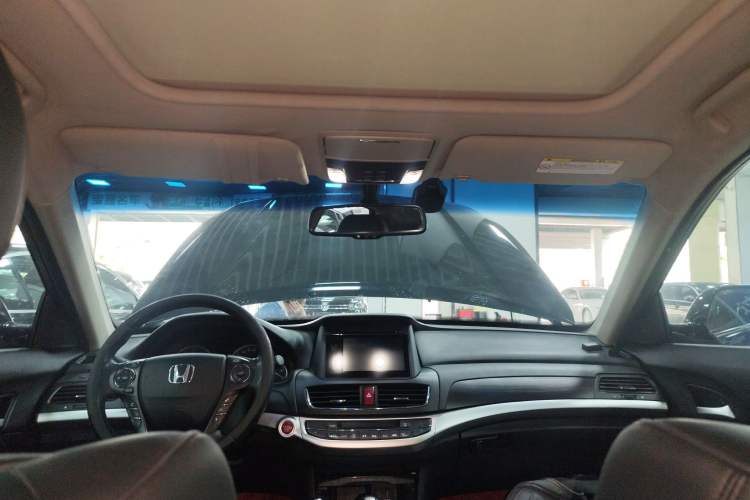 Used Honda Crosstour 2014 2.4L Luxury Edition
