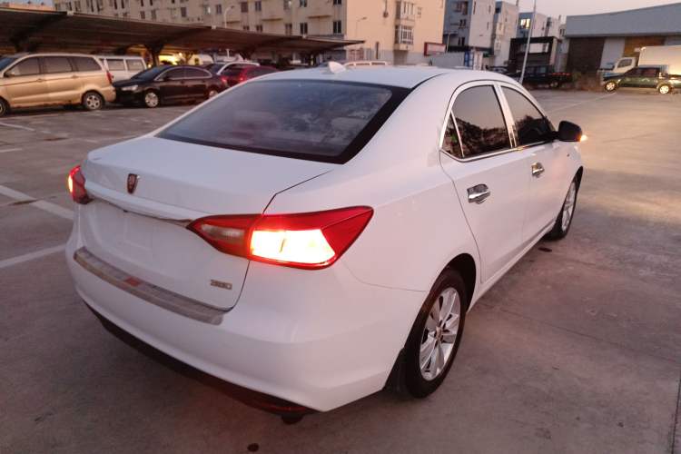 Used Roewe 360 2015 1.5L Automatic Luxury Edition
