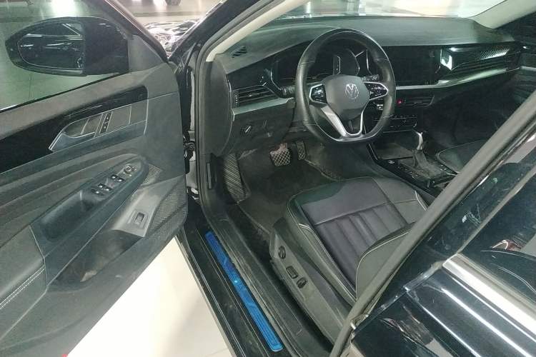 Used Volkswagen Passat 2023 Revised 330TSI Starry Elite Edition