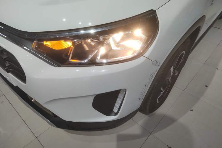 Used Citroen C3-XR 2019 230THP DCT ORIGINS Centennial Deluxe Edition
