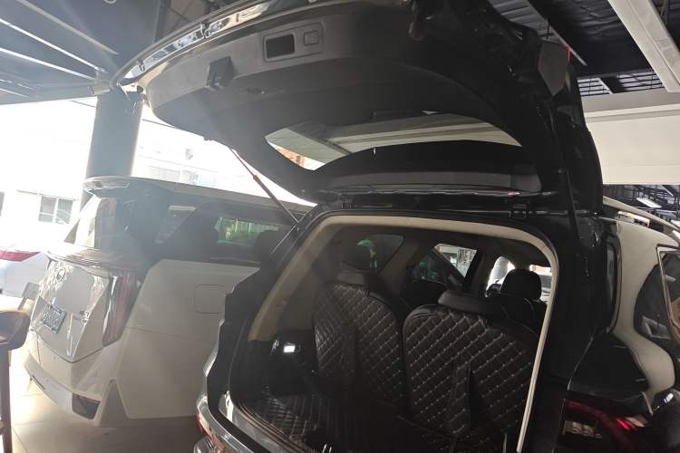 Used Geely Auto Haoyue 2020 1.8TD DCT Luxury 7-Seater
