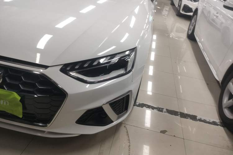 Used Audi A4L 2022 40 TFSI Fashion Dynamic Model
