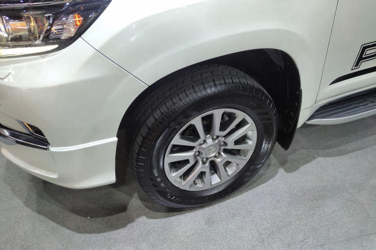 Used Toyota Prado 2018 3.5L Automatic TX-L with Rear-Mounted Spare Tire
