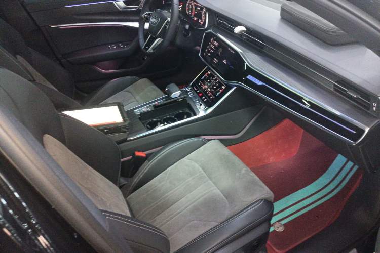 Used Audi A6L 2024 45 TFSI quattro Prestige Dynamic Edition
