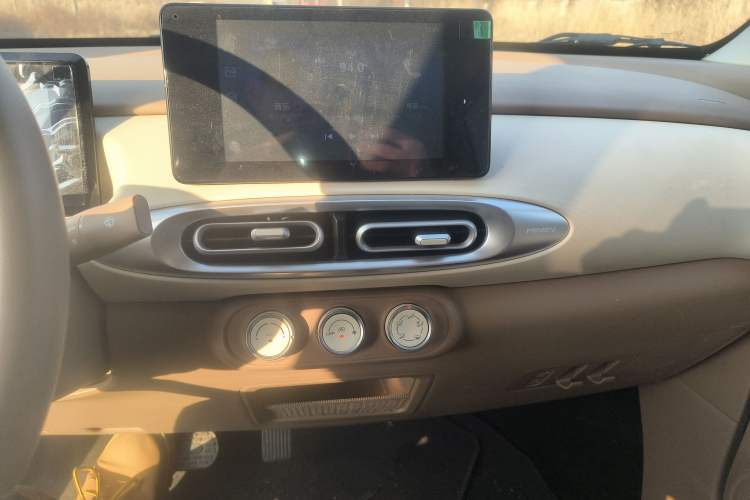 Used Wuling Hongguang MINIEV 2025 Four-Door Version Premium Edition
