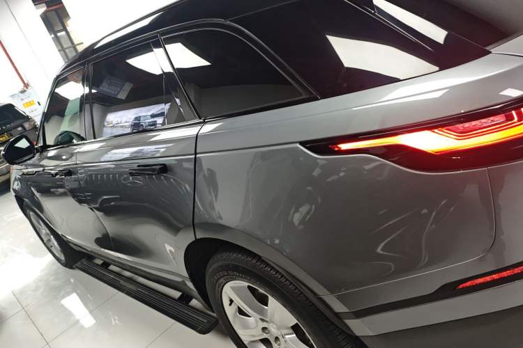 Used Land Rover Range Rover Velar 2023 250 PS
