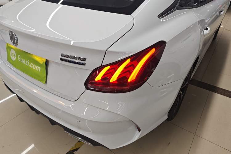 Used MG 5 2021 180 DVVT Manual Youth Luxury Edition