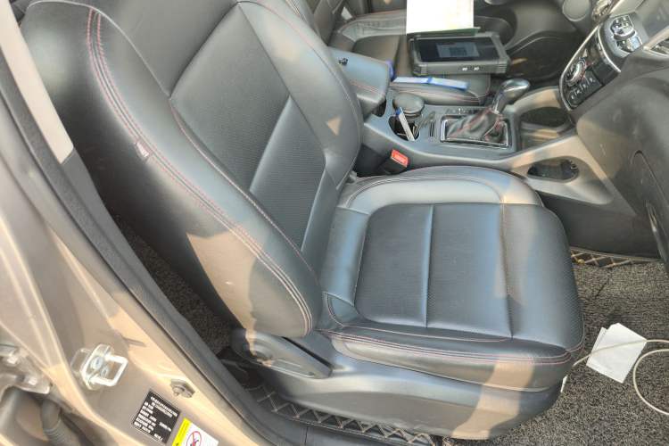 Used Changan CS75 2014 1.8T Automatic Elite Version China V Standard