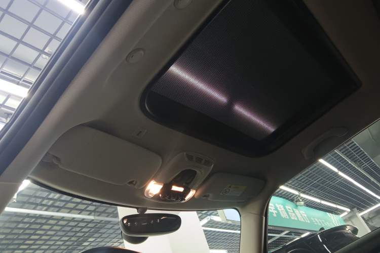 Used  MINI 2023 Updated 1.5T COOPER Artist
