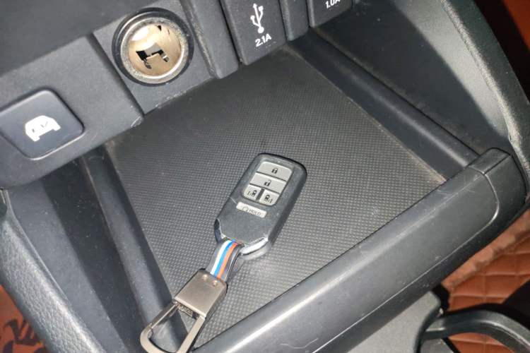 Used Honda Elysion 2019 2.0L Hybrid Supreme Edition
