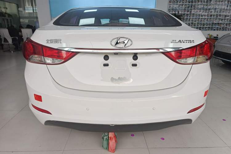 Used Hyundai Elantra 2015 1.6L Automatic Leading Model