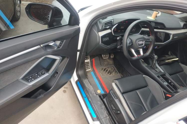 Used Audi Q3 2024 35 TFSI Fashion Dynamic Edition