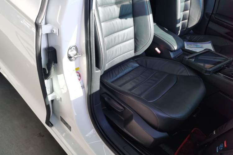 Used Volkswagen Lamando 2015 280TSI DSG Comfort Edition
