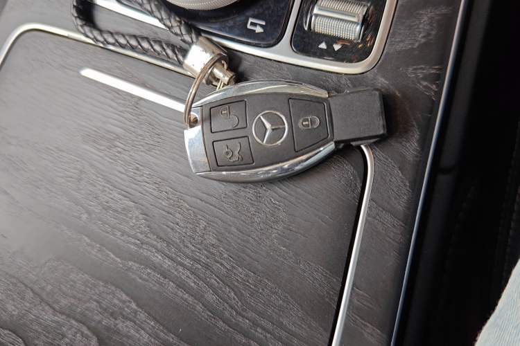 Used Mercedes-Benz C-Class 2017 Facelift C 200 L Sport Edition
