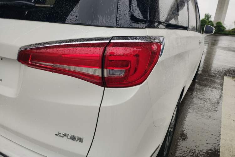 Used Buick GL8 2017 ES 28T Luxury Model China V Standard
