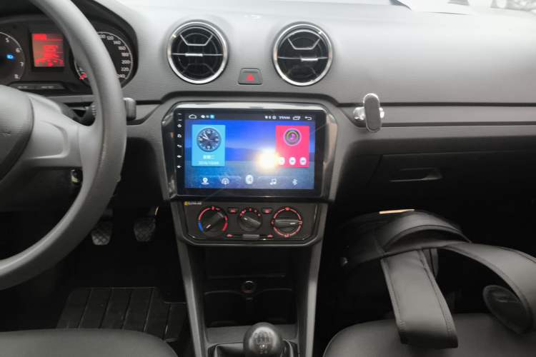 Used Volkswagen Jetta 2017 1.4L Manual Fashion Edition