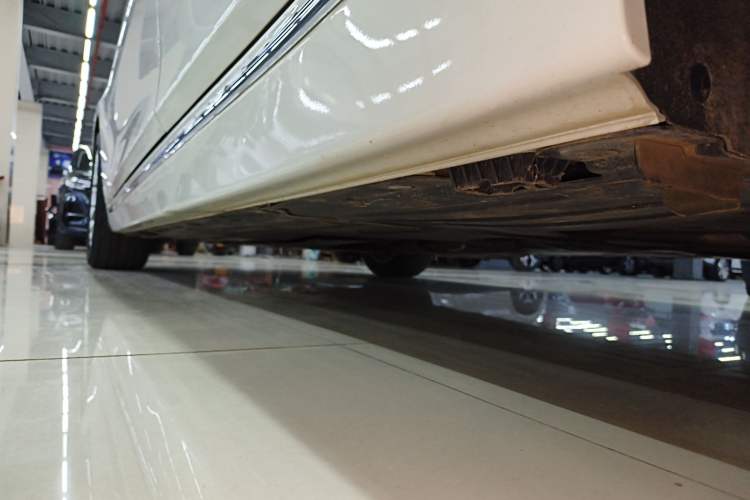 Used BMW 3 Series 2015 320Li Luxury Design Package Premium Edition
