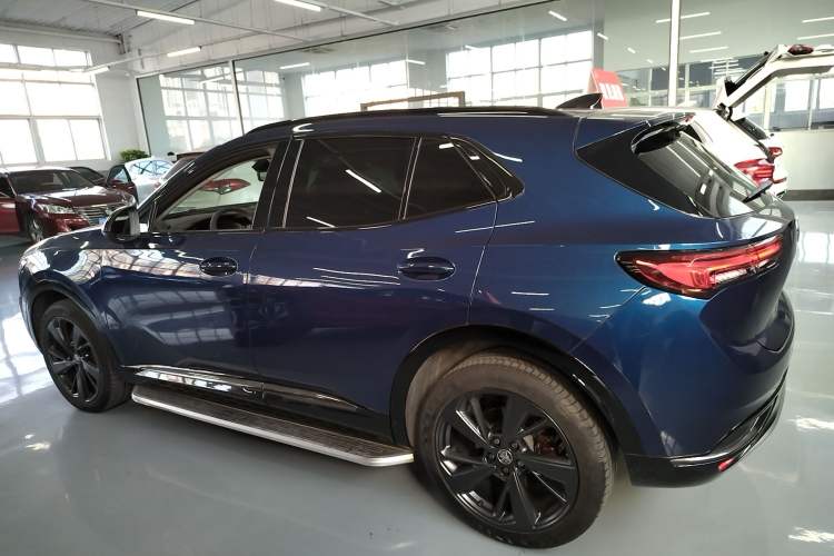 Used Buick Envision 2022 Encore S GS Two-Wheel Drive Smart & Sporty Model
