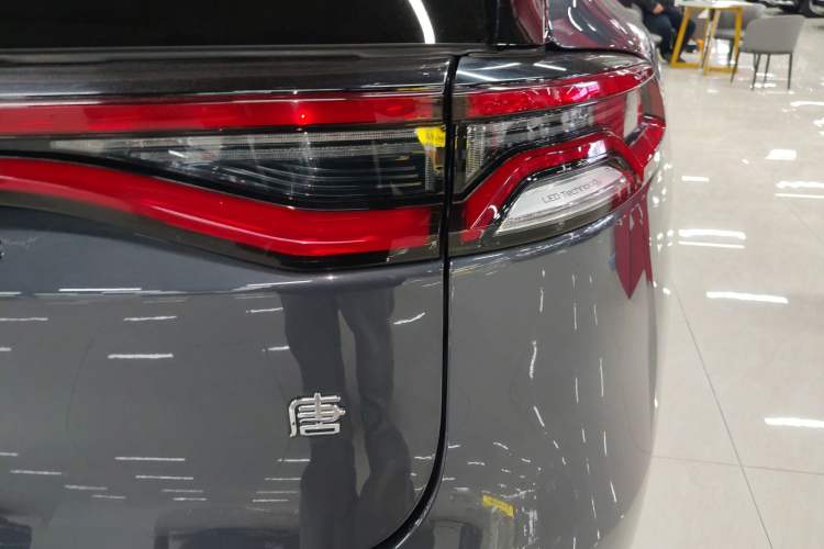 Used BYD Tang New Energy 2023 DM-i Champion Edition 112KM Prestige Model