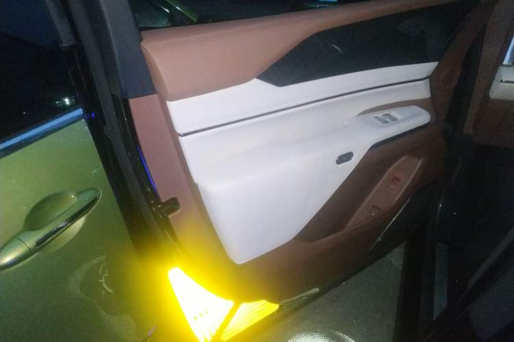 Used BYD Xia 2025 DM-i 1.5T 180km Excellence Model
