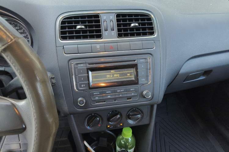 Used Volkswagen Polo 2013 1.6L Automatic Comfort Edition
