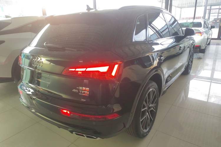 Used Audi Q5L 2025 quattro 45th Anniversary Edition 45 TFSI Luxury Dynamic Model