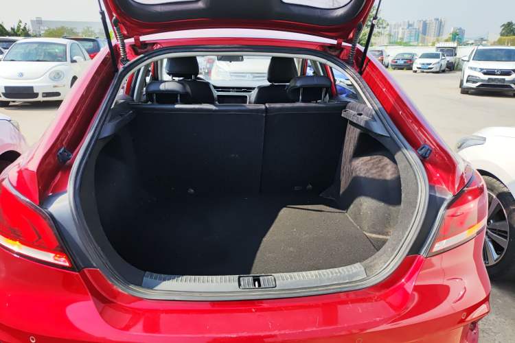 Used MG 6 2017 20T Automatic Luxury Smart Connect Version China V Standard
