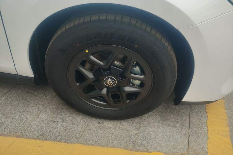 Used BYD Qin PLUS 2025 DM-i Smart Drive 55KM Leading Model
