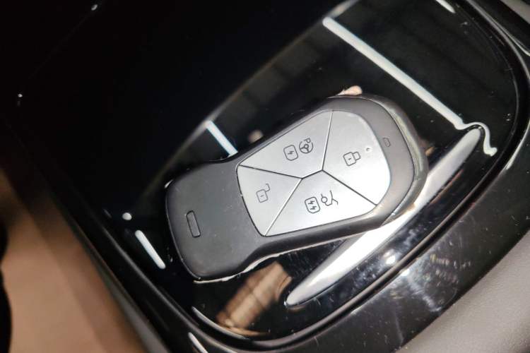 Used XPeng P7 2022 480E
