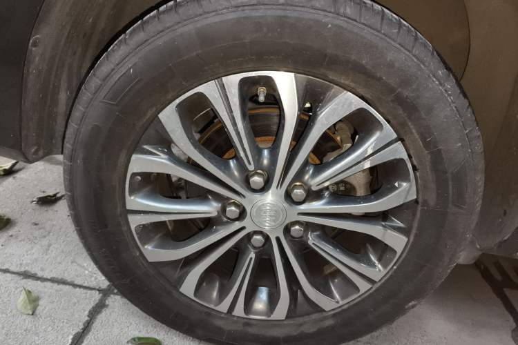 Used Buick GL8 2023 Land Executive Class Comfort Model