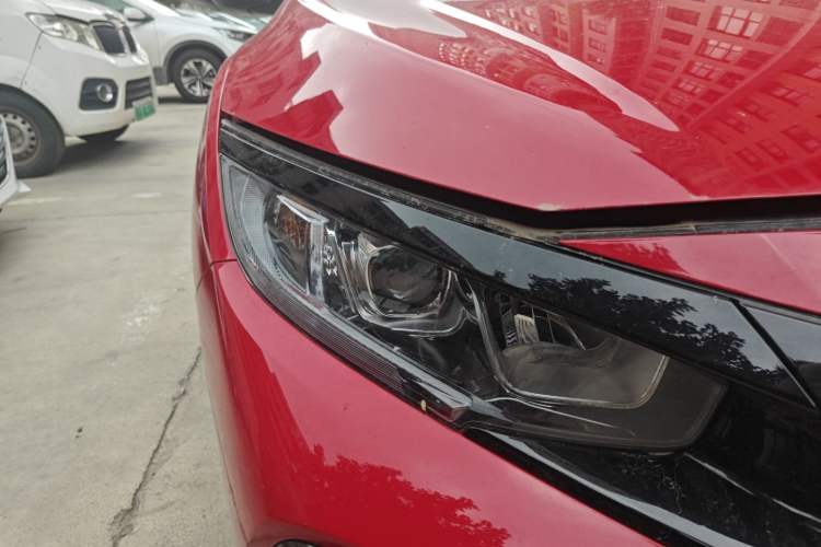 Used Honda Civic 2021 HATCHBACK 220TURBO CVT New Trendsetter
