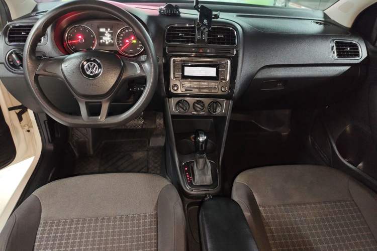 Used Volkswagen Polo 2014 1.6L Automatic Comfort Edition