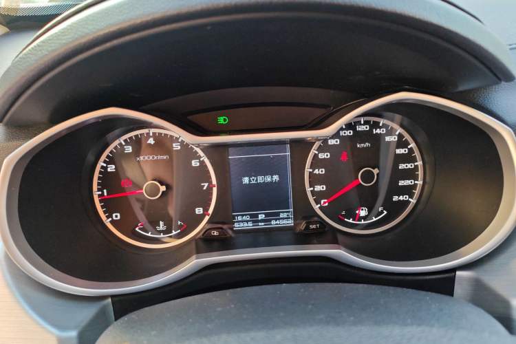 Used Geely Auto Emgrand X7 Sport 2016 1.8TD Automatic ZhiShang Model
