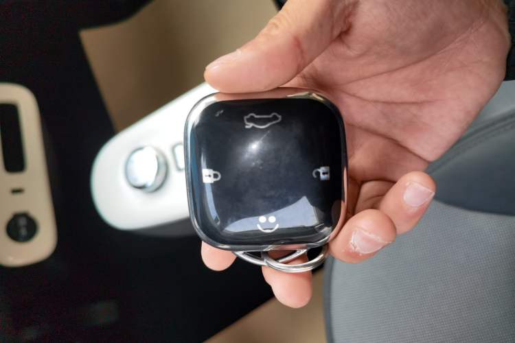 Used  Lumin 2022 301km Honey-Sweet Version
