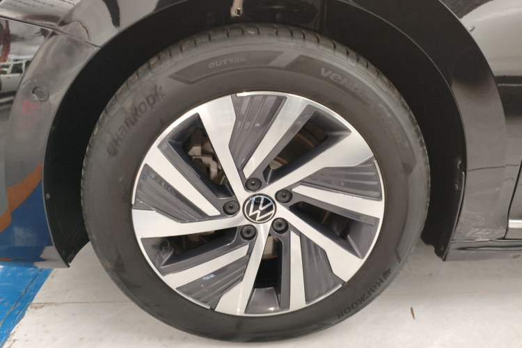 Used Volkswagen Passat New Energy 2022 430 PHEV Hybrid Luxury Edition
