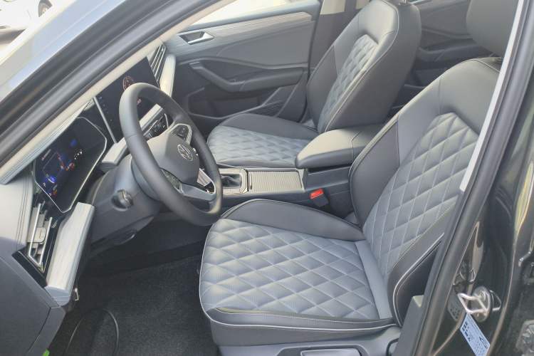 Used Volkswagen Sagitar 2024 300TSI DSG Excellence Edition
