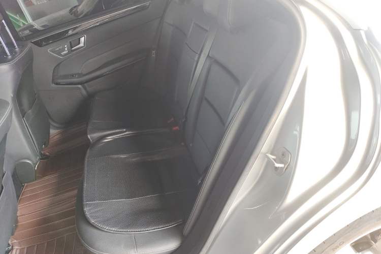 Used Mercedes-Benz E-Class 2014 E 260 L Sport Edition
