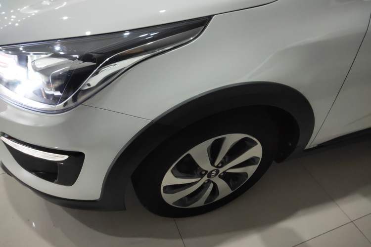 Used Kia KX Cross 2017 1.4L AT GLS
