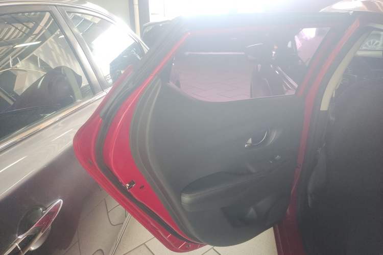 Used Nissan Lannia 2016 1.6L CVT Smart Cool Edition
