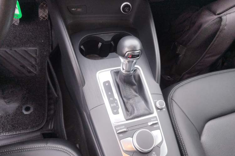 Used Audi A3 2019 Limousine 35 TFSI Ambition China V
