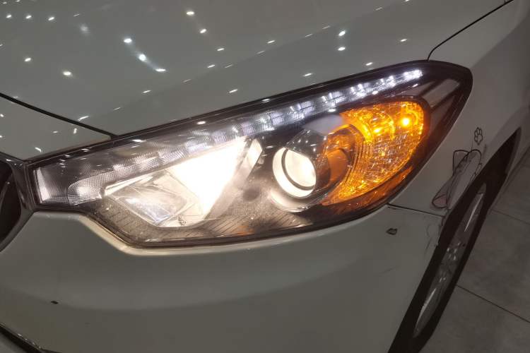 Used Kia K3 2015 1.6L Automatic GLS
