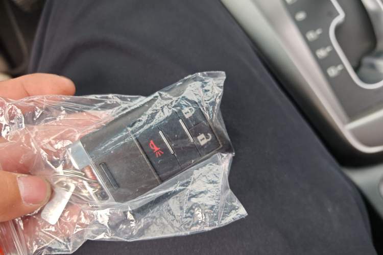 Used Chevrolet Captiva 2015 2.4L Two-Wheel Drive Urban Version 7 Seats
