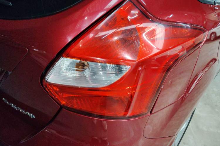 Used Ford Focus 2012 Hatchback 1.6L Automatic Fashion Edition
