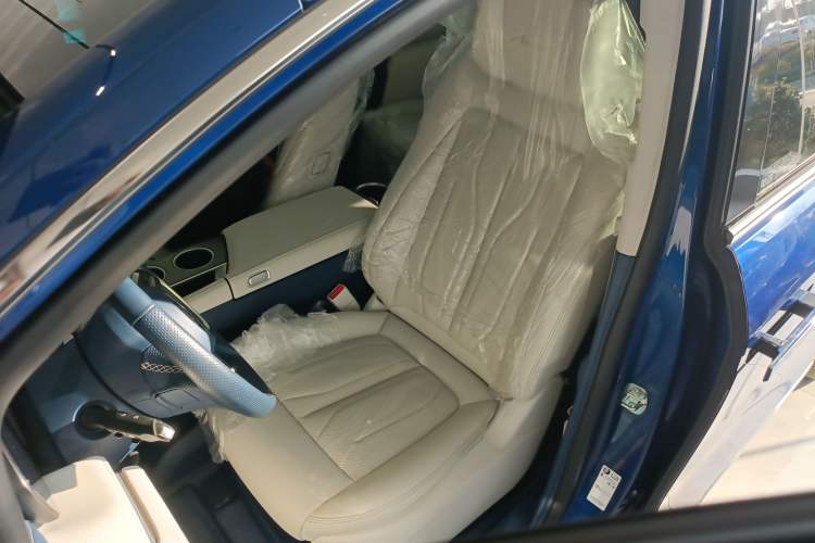 Used Buick GL8 New Energy 2024 Lu Zun Luxury Edition 7-Seater
