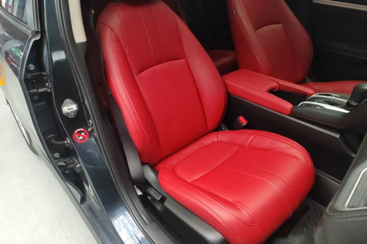 Used Honda Civic 2016 180TURBO CVT Comfort Version
